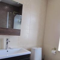 сдам комнату в 3 к. квартире в России в Зубцов, Октябрьская улица, д.27/13 цена 5 000 руб./сутки, фото №4