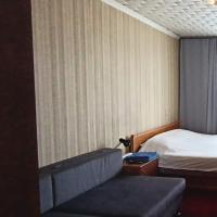 Новый Уренгой, Геологоразведчиков улица, д.4  . Сдам квартиру