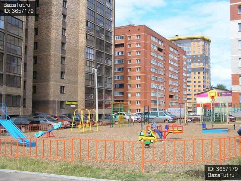 Ярославская 32 вологда. Ярославская 32 Киров. Ярославская 32 Киров фото. Дом на Ярославской 32 Киров. Киров Ярославская 32 2005.