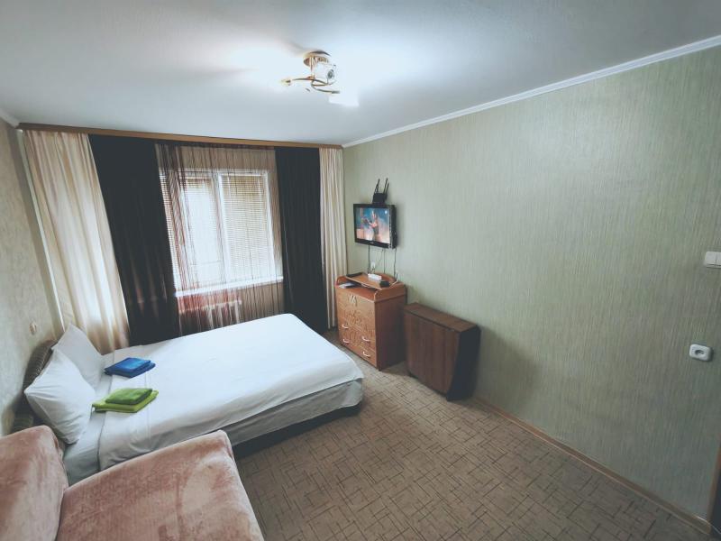 сдам 1 к. квартиру в России в Новый Уренгой, Ленинградский проспект, д.8 цена 2 500 руб./сутки, фото №3