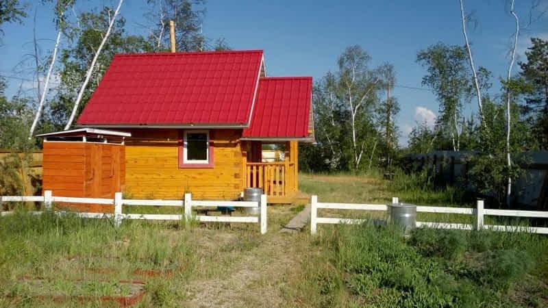 Покровском тракте. Дом на Покровском тракте в Якутске.