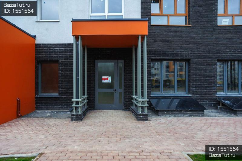 сдам коммерческую недвижимость в России в Глухове, Романовская улица, д.17 цена 227 755 руб./месяц, фото №2