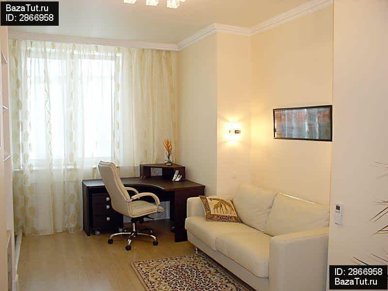 Интерьер комнаты малосемейки. Жилая комната 12 м. Обставить комнату 18 метров. Планировка узкой гостиной. Простой интерьер комнаты.